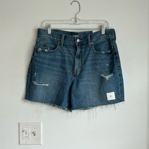 NWT Old Navy Distressed Raw Hem Jean Shorts Cut Offs Size 8